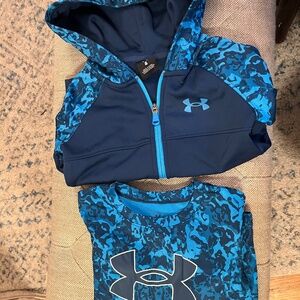 Under Armour- hoodie and shirt set- size 4 (boys)